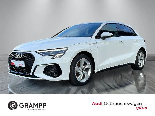 Audi A3 S-Line S-Tronic 40 TFSI