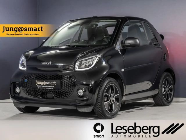 Smart EQ fortwo Passion Cabrio JBL 22kw onboard charger