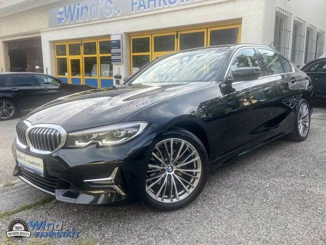 BMW 3 Serie 320 Luxury Line xDrive Sedan 320d