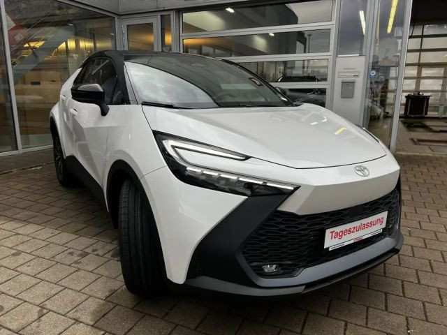 Toyota C-HR Team D Hybride