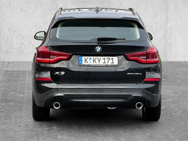 BMW X3 xDrive30e