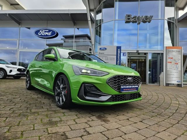 Ford Focus EcoBoost ST Line