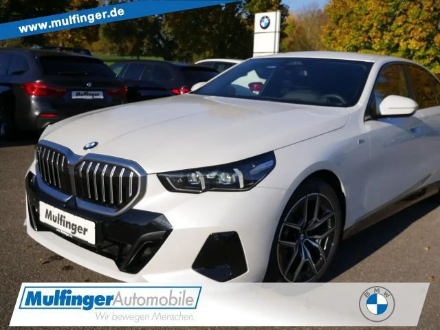 BMW 5 Serie 520 M-Sport Sedan 520i