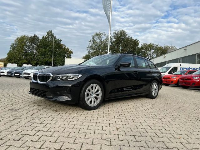 BMW 3 Serie 318 Touring Advantage pakket 318d