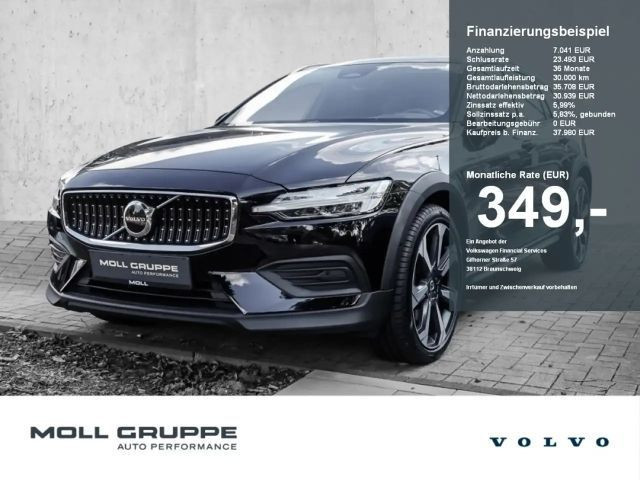 Volvo V60 Cross Country AWD Plus