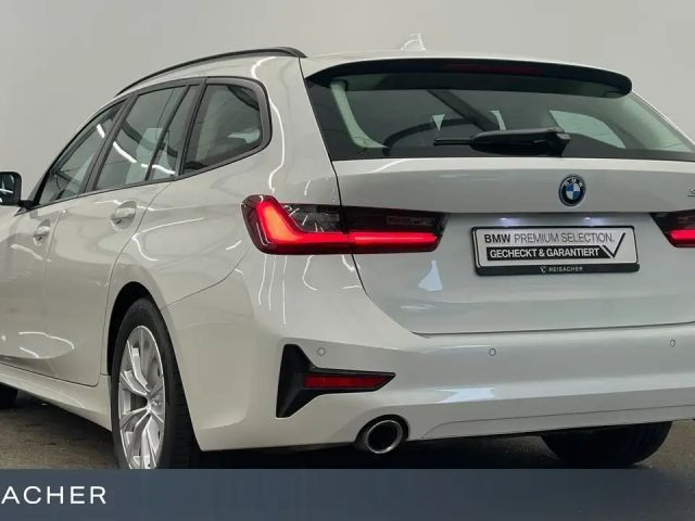 BMW 3 Serie 330 Touring Advantage pakket 330e