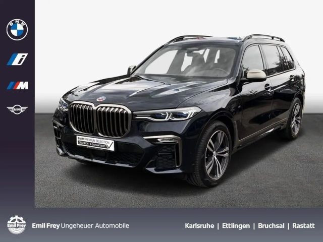 BMW X7 M50i