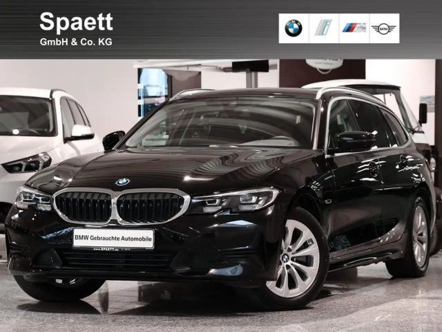 BMW 3 Serie 320 Touring Advantage pakket 320e