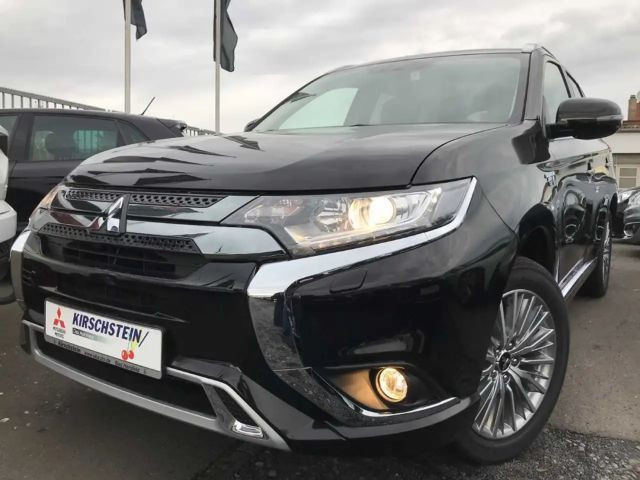 Mitsubishi Outlander Basis Spirit Navi Kamera