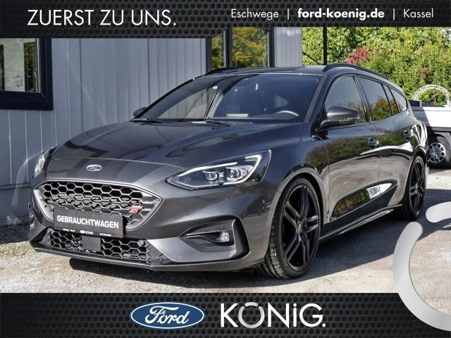 Ford Focus ST Line