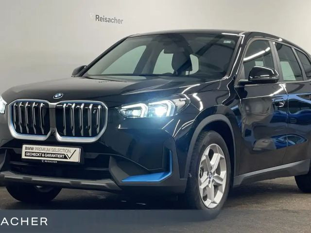 BMW iX1 xDrive30