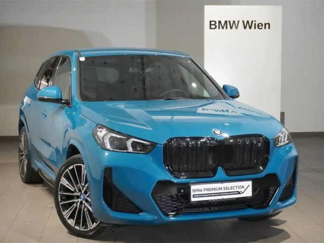 BMW iX1 xDrive30