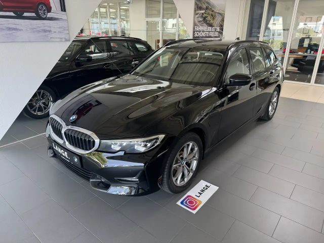 BMW 3 Serie 330 Sport Line 330e