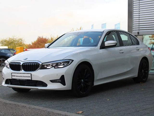 BMW 3 Serie 320 Advantage pakket Sedan 320i