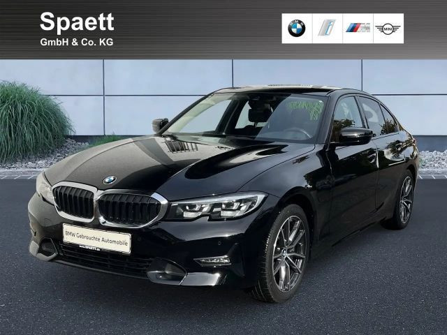 BMW 3 Serie 330 xDrive Sport Line Sedan 330e