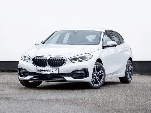 BMW 1 Serie 118 Sport Line Sedan 118i