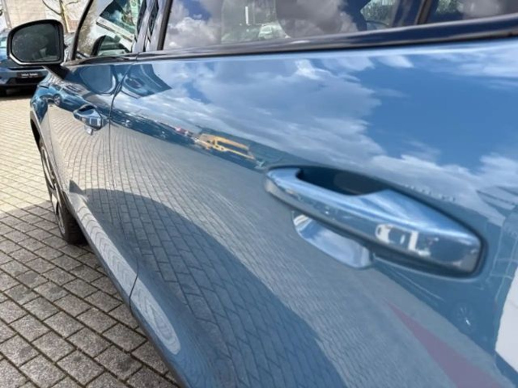 Volvo C40