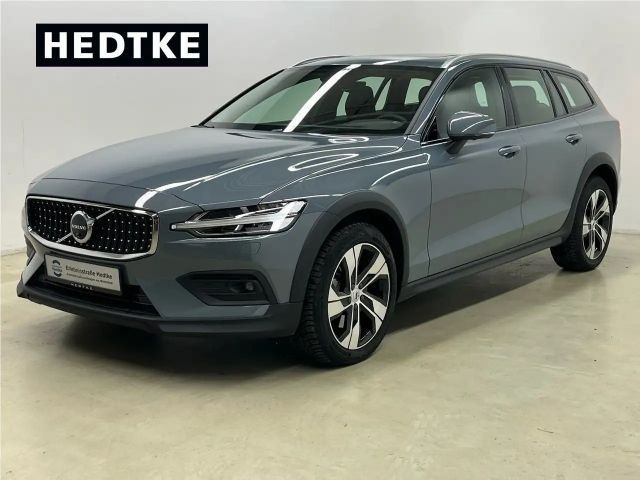 Volvo V60 Cross Country AWD Ultimate