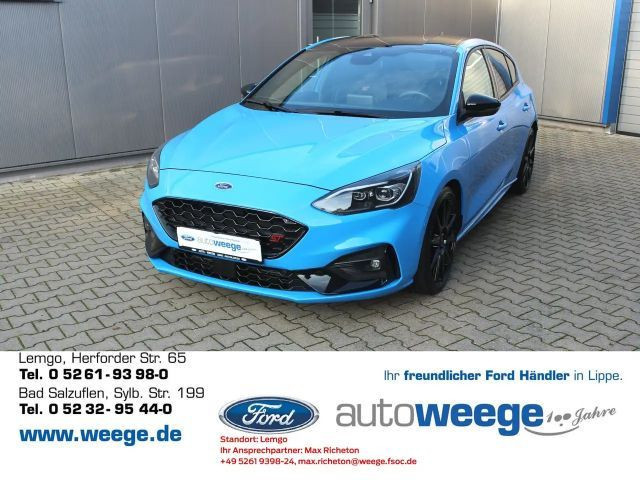 Ford Focus EcoBoost ST Line