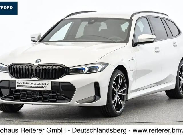 BMW 3 Serie 330 M-Sport xDrive 330e