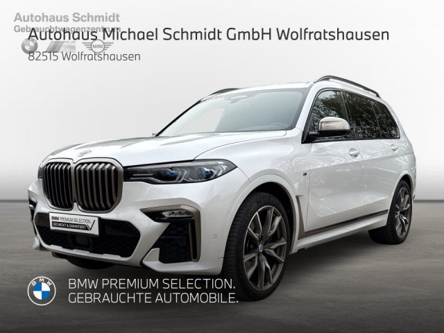 BMW X7 M50i