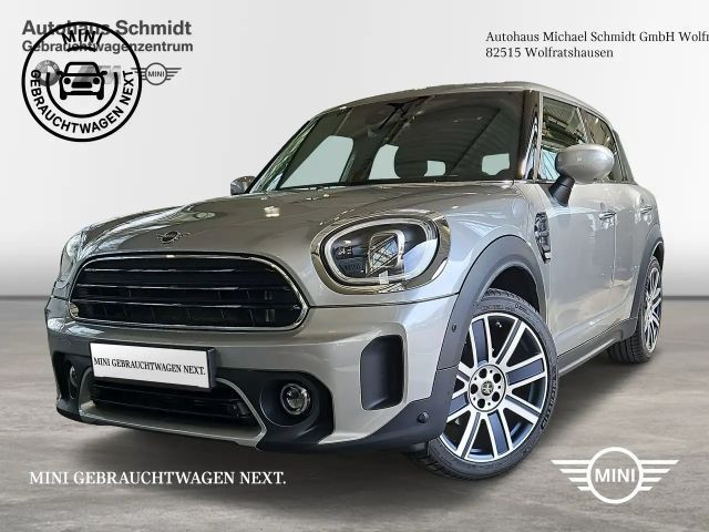 Mini Cooper Countryman MINI Yours Trim*19 Zoll*DKG*Panorama*