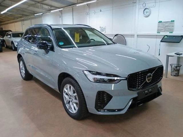 Volvo XC60 AWD Plus Dark