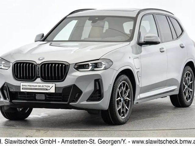 BMW X3 xDrive30e