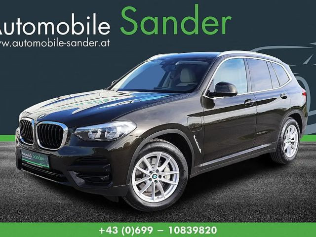 BMW X3 xDrive30e