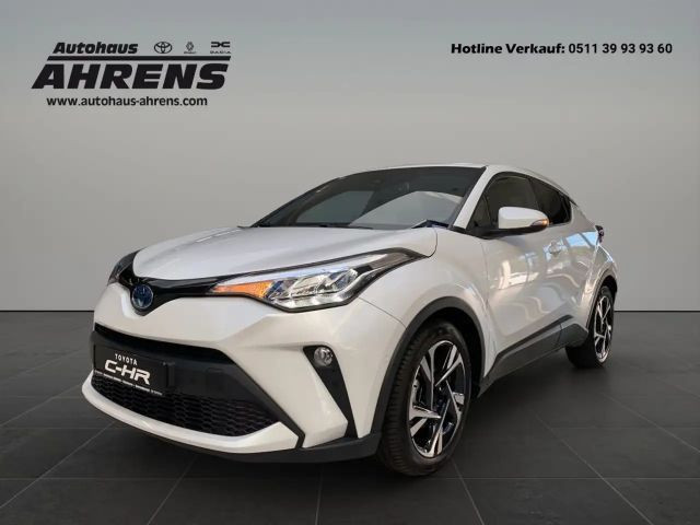 Toyota C-HR Team D