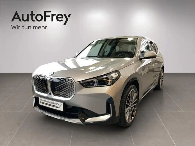 BMW iX1 xDrive30