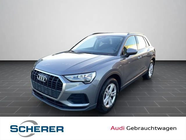 Audi Q3 S-Tronic 35 TFSI