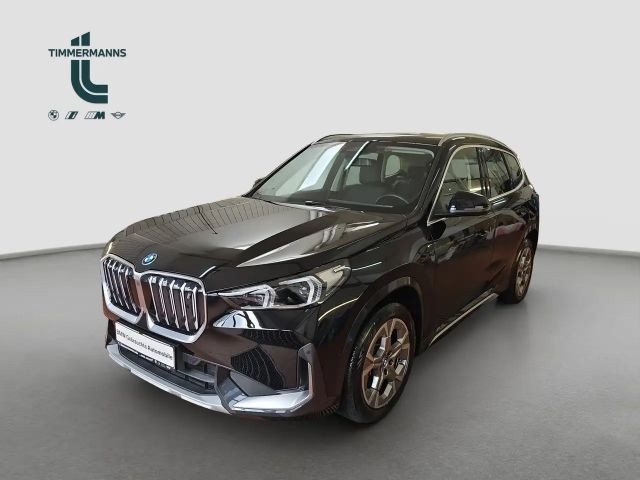 BMW iX1 xDrive30