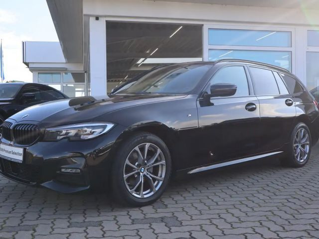 BMW 3 Serie 320 M-Sport xDrive Touring 320d