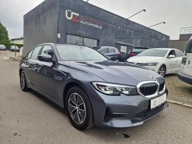 BMW 3 Serie 318 Coupé Advantage pakket 318d