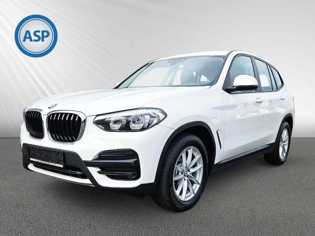 BMW X3 xDrive Advantage pakket