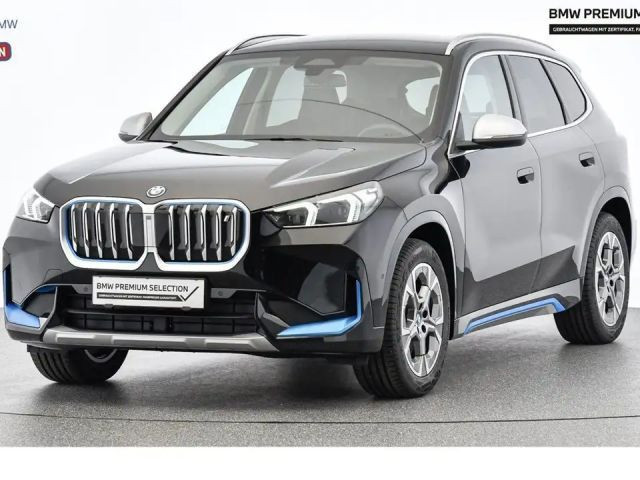 BMW iX1 xDrive30