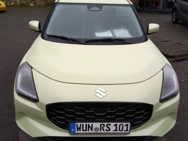 Suzuki Swift Club Hybrid