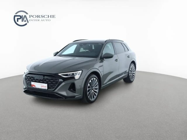 Audi Q8 e-tron Quattro Business 50