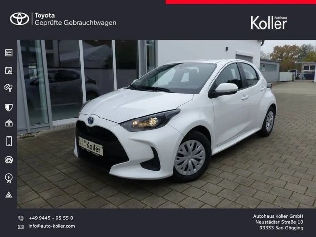 Toyota Yaris Business Hybride