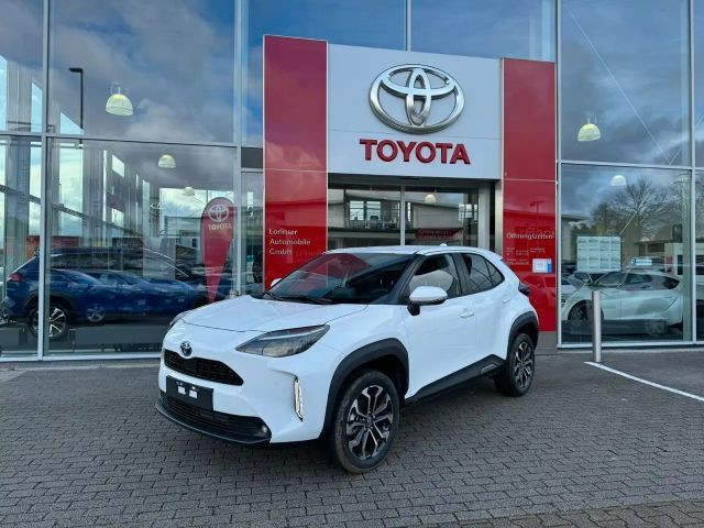 Toyota Yaris Cross Team D 4x2