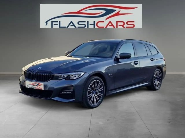 BMW 3 Serie 330 M-Sport xDrive Touring 330e