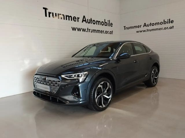 Audi Q8 e-tron Quattro Business 55