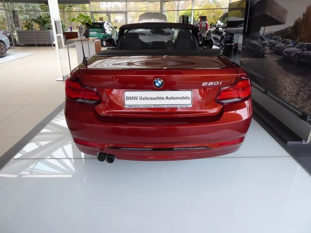 BMW 2 Serie 220 Cabrio Sport Line 220i