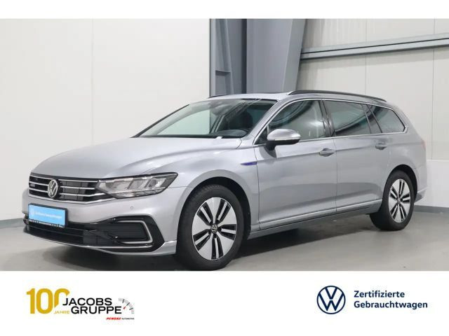 Volkswagen Passat DSG GTE Variant 1.4 TSI