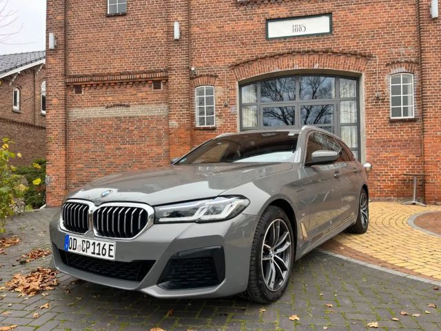 BMW 5 Serie 530 M-Sport xDrive Touring 530e