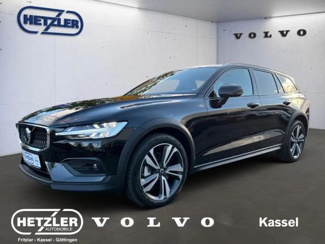 Volvo V60 Cross Country AWD Ultimate