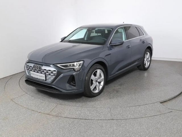 Audi Q8 e-tron Quattro Business 50