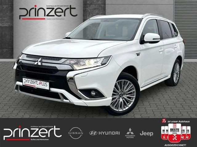 Mitsubishi Outlander CVT PHEV 4WD