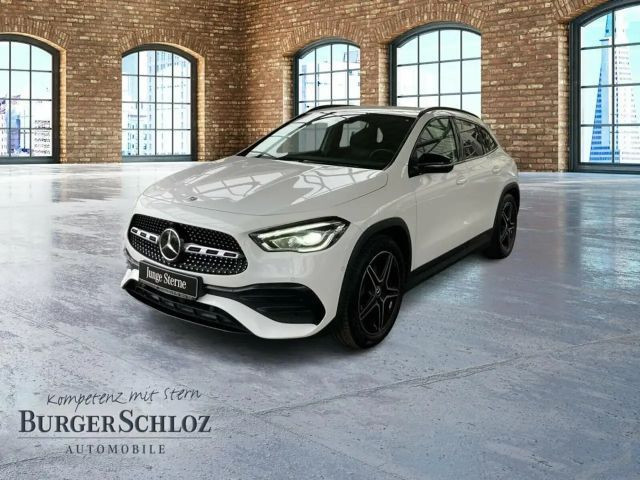 Mercedes-Benz GLA-Klasse GLA 200 AMG